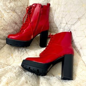 Akira Azalea Wang combat boot